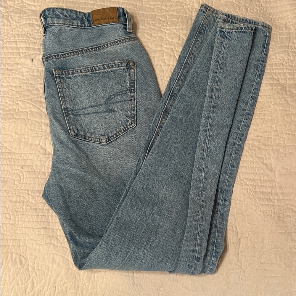 American Eagle Outfitters Light Blue Denim Jeans